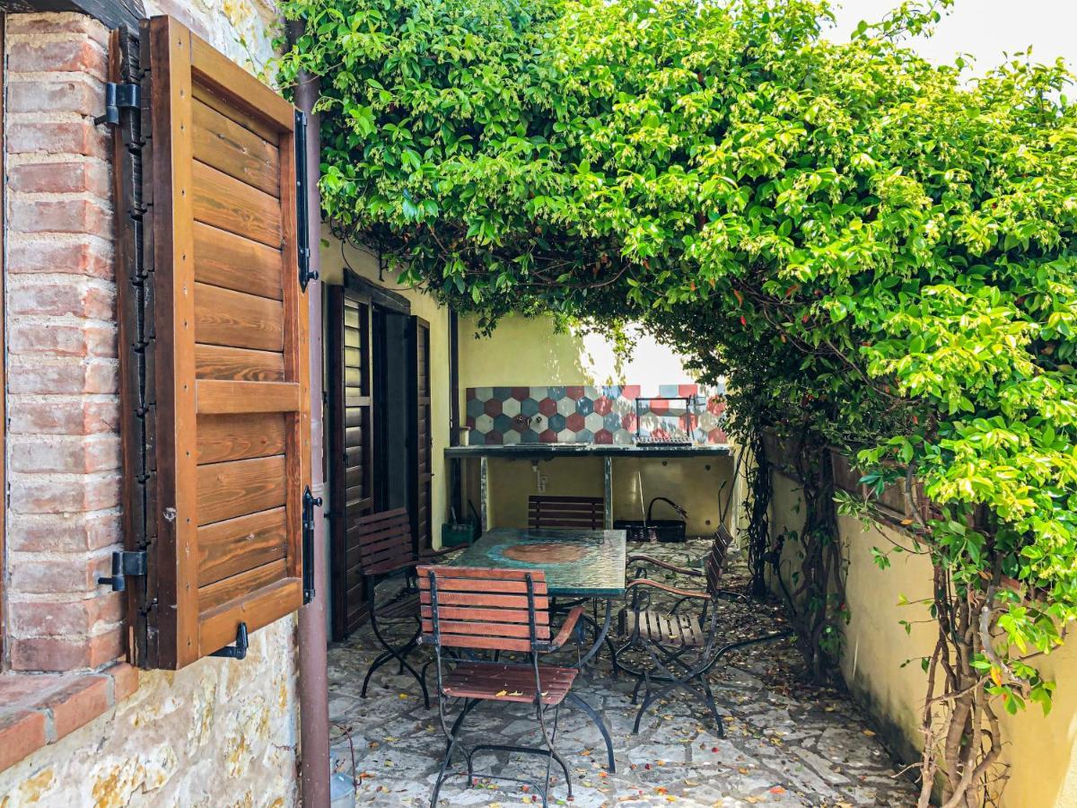Umbria, "Casa Sagrantina" Con Piscina E Pergolato Apartment Collazzone Ngoại thất bức ảnh