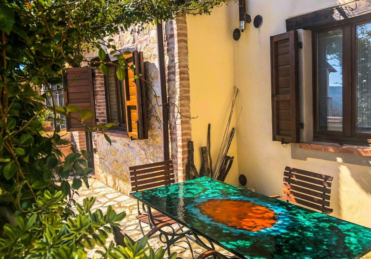 Umbria, "Casa Sagrantina" Con Piscina E Pergolato Apartment Collazzone Ngoại thất bức ảnh
